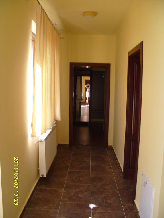 Pensiunea Ruxandra Baile 1 Mai Habitación foto