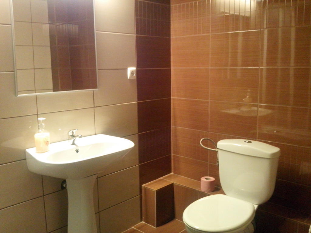 Pensiunea Ruxandra Baile 1 Mai Habitación foto